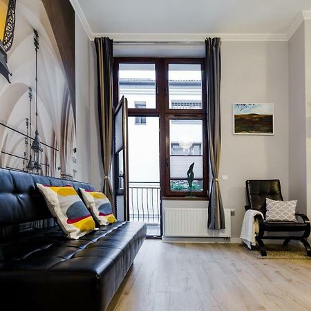 Kings Landing Apartament クラクフ エクステリア 写真
