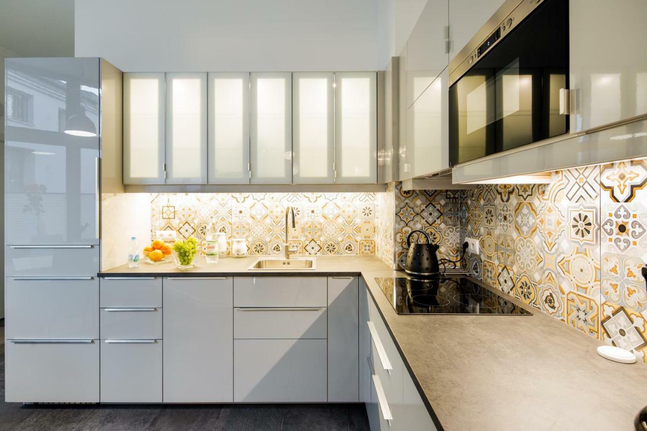Kings Landing Apartament クラクフ エクステリア 写真