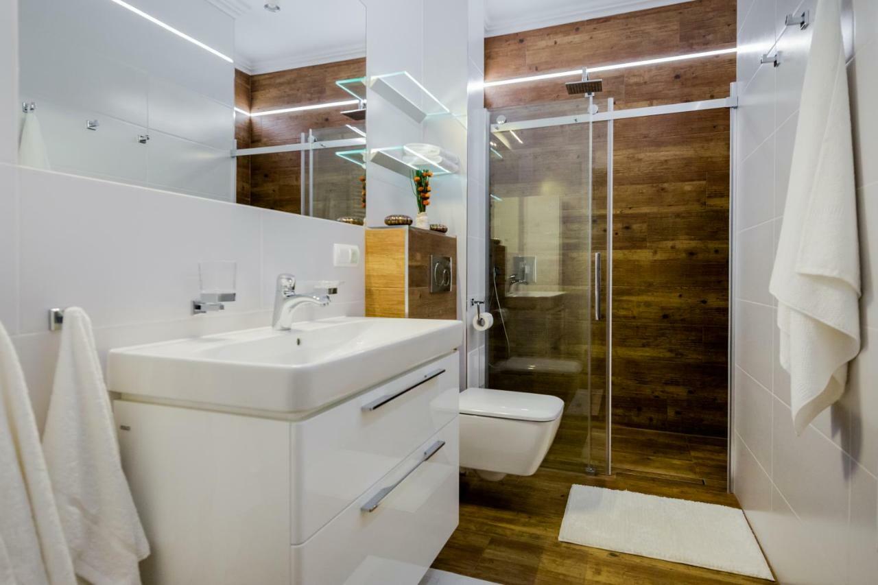 Kings Landing Apartament クラクフ エクステリア 写真