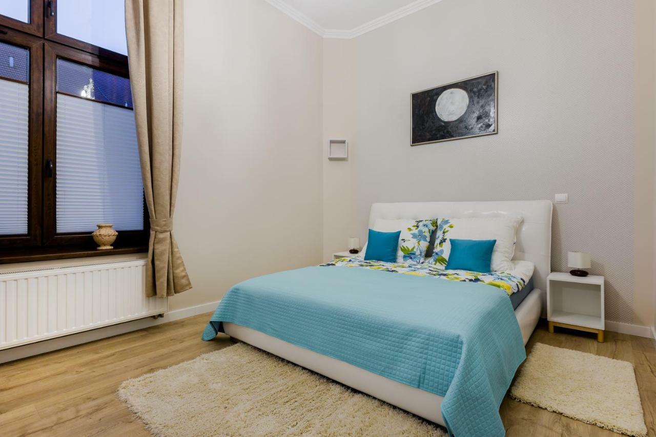 Kings Landing Apartament クラクフ エクステリア 写真