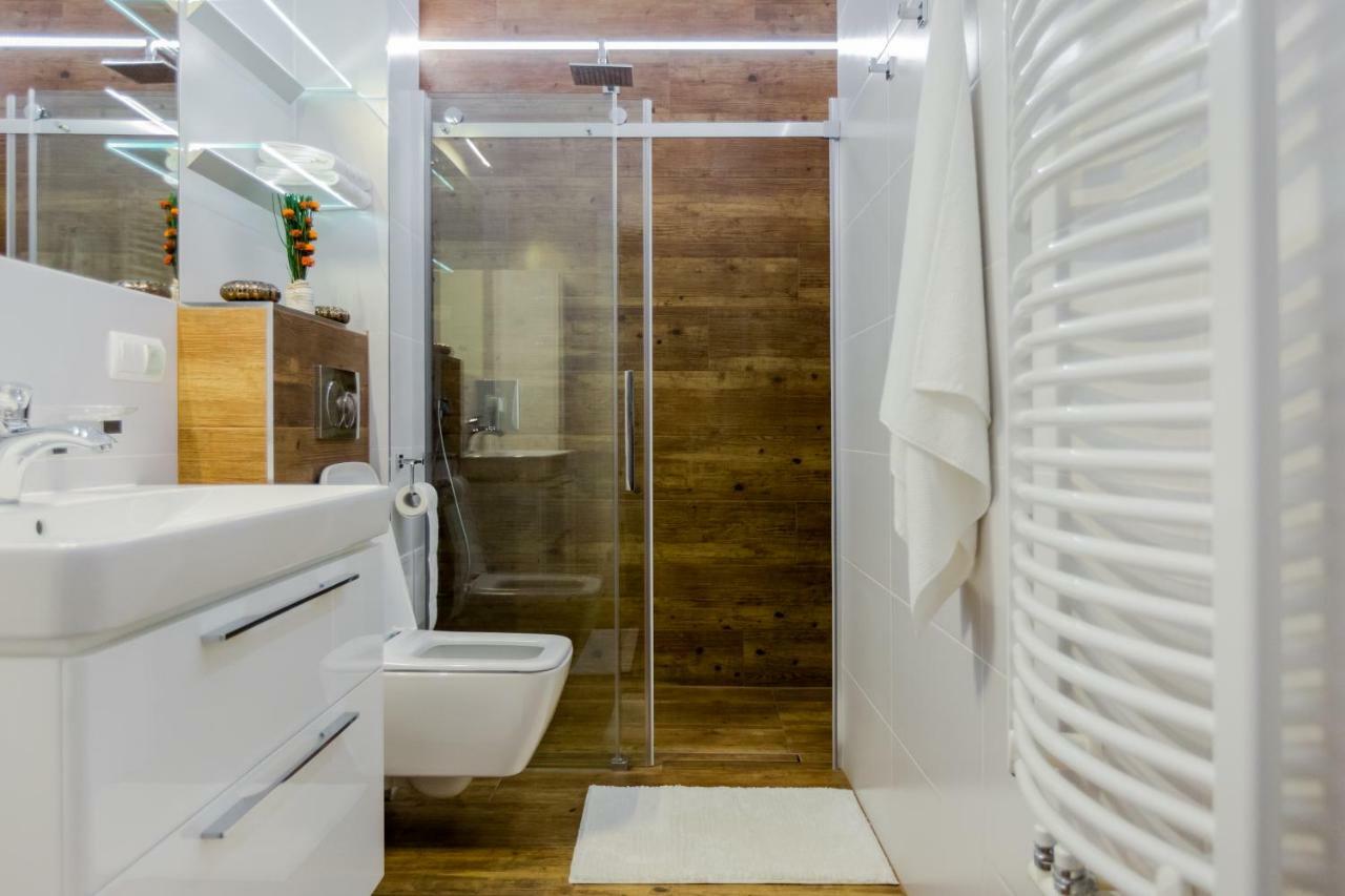 Kings Landing Apartament クラクフ エクステリア 写真